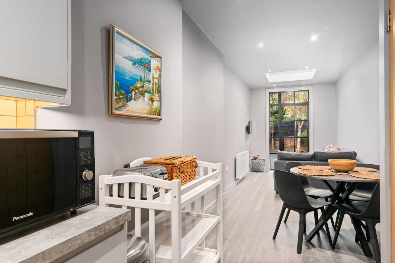 Lovely 2-Bed Apartment - Hosted By Guestready London Exterior photo