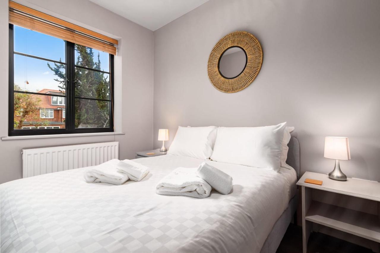 Lovely 2-Bed Apartment - Hosted By Guestready London Exterior photo