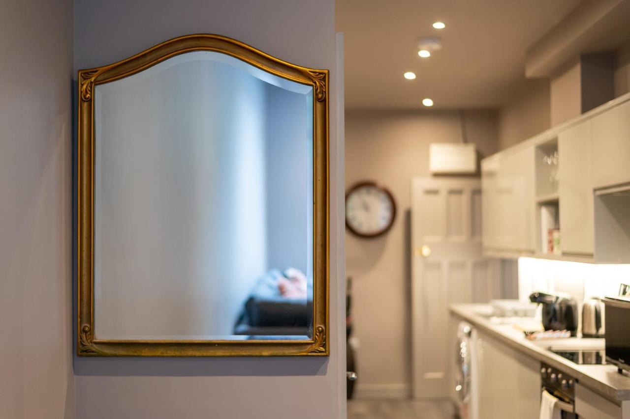 Lovely 2-Bed Apartment - Hosted By Guestready London Exterior photo